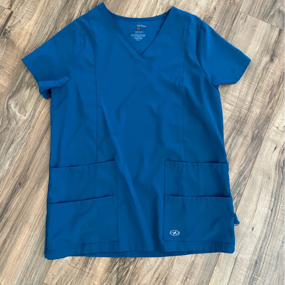 Medics Scrub Set - Picture 2 of 3